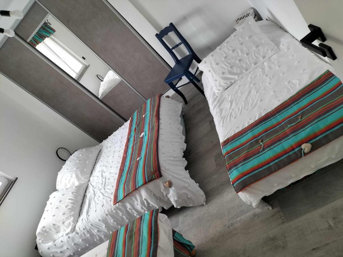Au Petit Bonheur Apartment Ferques Ngoại thất bức ảnh